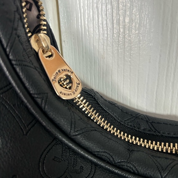 Rare Y2K Juicy Couture Top Notch Hobo Shoulder Bag in Black with Gold Y2K charms - Picture 7 of 7
